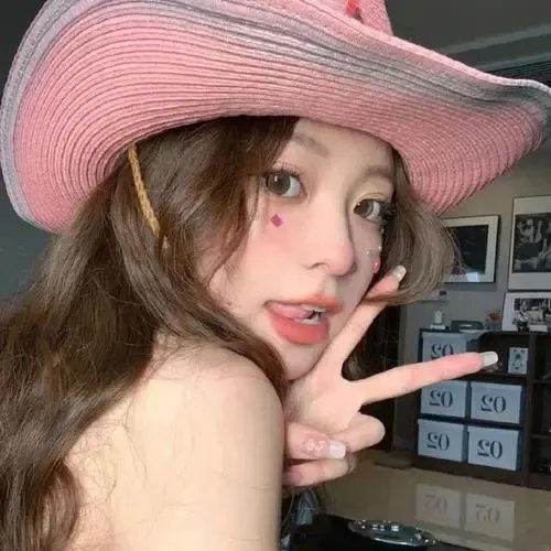 银发的阿基多